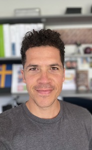 Neil Rhoode